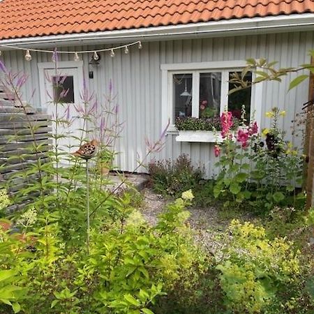 Hatty'S Guesthouse Motala község Kültér fotó